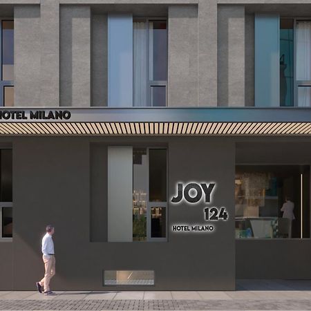 Joy 124 Hotel Milano Bagian luar foto